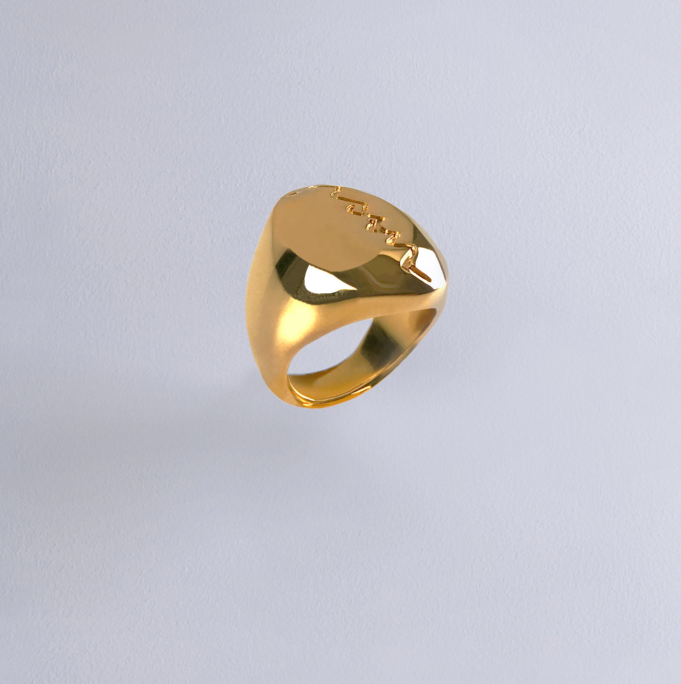 OVAL CHEVALIER RING