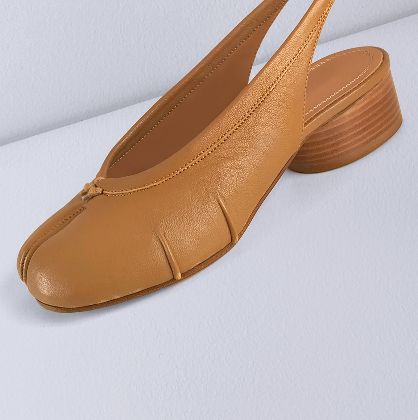 TABI SLINGBACK PUMP